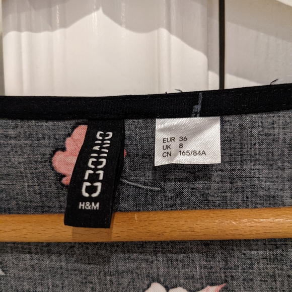 Floral H&M Midi Button Down Dress - Picture 3 of 4